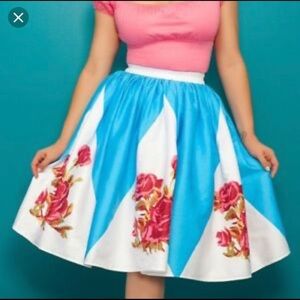 PUG Rose Border Jenny skirt